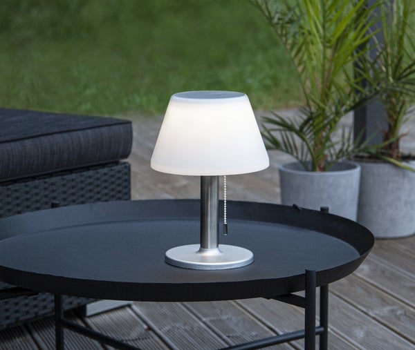 Solia Solar LED p&ouml;yt&auml;valaisin 28cm valkoinen