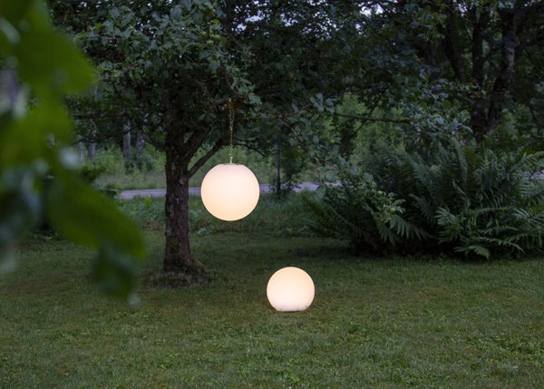 Globy Solar LED koristevalaisin aurinkokennolla IP44 25cm